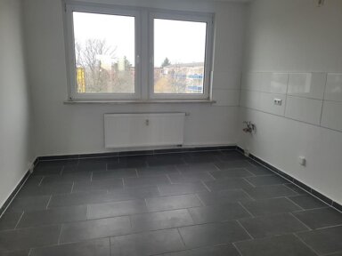 Wohnung zur Miete 432 € 3 Zimmer 75 m² 3. Geschoss Schladebacher Straße 58 Bad Dürrenberg Bad Dürrenberg 06231