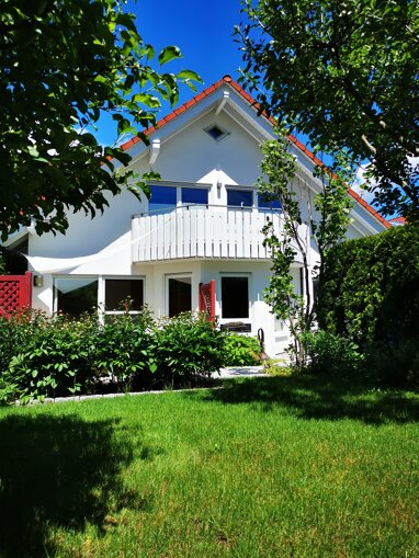 Einfamilienhaus zum Kauf Provisionsfrei 690.000 € 8,5 Zimmer 200 m² 577 m² Grundstück Holzbronn Calw 75365
