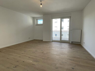 Wohnung zur Miete 858 € 2 Zimmer 66 m² 2. Geschoss frei ab 01.04.2025 Glockenhof Nürnberg 90461