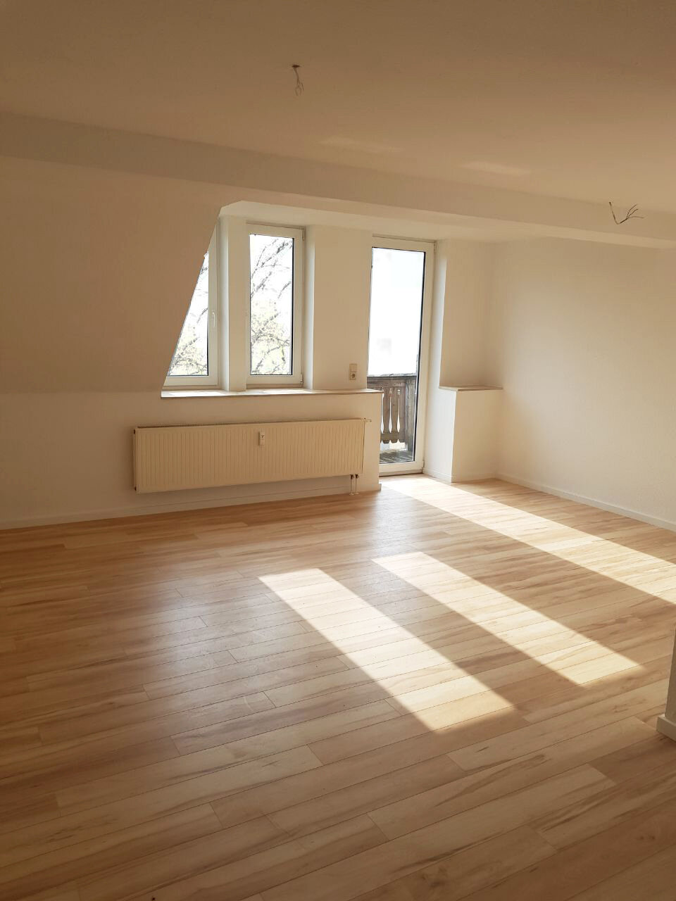 Wohnung zur Miete 480 € 3 Zimmer 89 m²<br/>Wohnfläche ab sofort<br/>Verfügbarkeit Döbeln Döbeln 04720