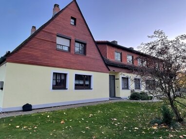 Doppelhaushälfte zum Kauf 210.000 € 4 Zimmer 190 m² 700 m² Grundstück Waldsassen Waldsassen 95652