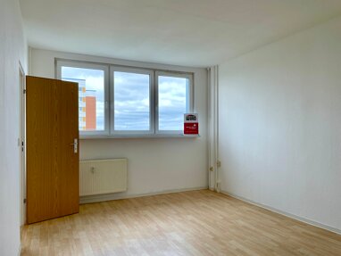 Wohnung zur Miete 254 € 1 Zimmer 32,1 m² 15. Geschoss Rigaer Str. 11 Lütten Klein Rostock 18107