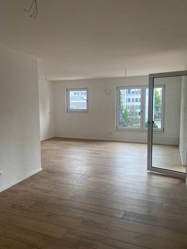 Wohnung zur Miete 1.140 € 3 Zimmer 91 m² 3. Geschoss frei ab 01.10.2024 Nikola Landshut 84034