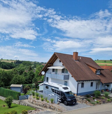 Einfamilienhaus zum Kauf provisionsfrei 665.000 € 7 Zimmer 244 m² 741 m² Grundstück Wellendingen Bonndorf im Schwarzwald 79848