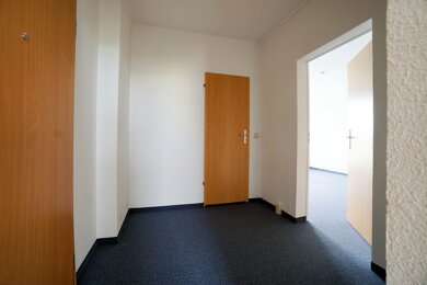 Wohnung zur Miete 246 € 3 Zimmer 57,1 m² 4. Geschoss frei ab sofort Paul-Söllner-Straße 15 Ostvorstadt Plauen 08527