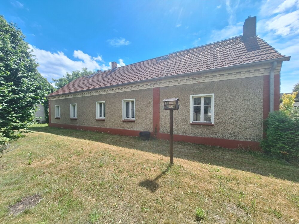 Einfamilienhaus zum Kauf 108.000 € 5 Zimmer 106 m²<br/>Wohnfläche 2.076 m²<br/>Grundstück Lindenberg Tauche / Premsdorf 15848