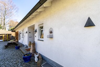 Einfamilienhaus zum Kauf 925.000 € 8 Zimmer 209,3 m² 2.200 m² Grundstück Zentral - Heider Hof - Zum Holz Solingen 42653