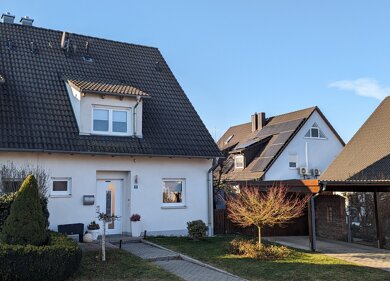 Doppelhaushälfte zur Miete 1.895 € 5 Zimmer 148,5 m² 388 m² Grundstück frei ab sofort Hans-Seiler-Strasse 31 Neunhof Nürnberg 90427