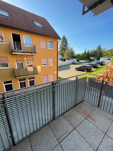 Wohnung zur Miete 360 € 2 Zimmer 45 m² 1. Geschoss Dresdener Straße 12-14 Radeberg Radeberg 01454