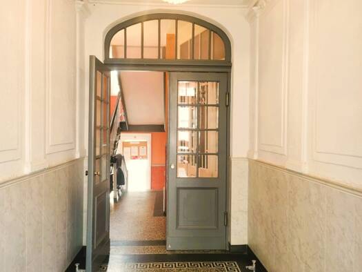 Wohnung zum Kauf 179.000 € 5 Zimmer 128,4 m² EG Innenstadt Dessau 06844