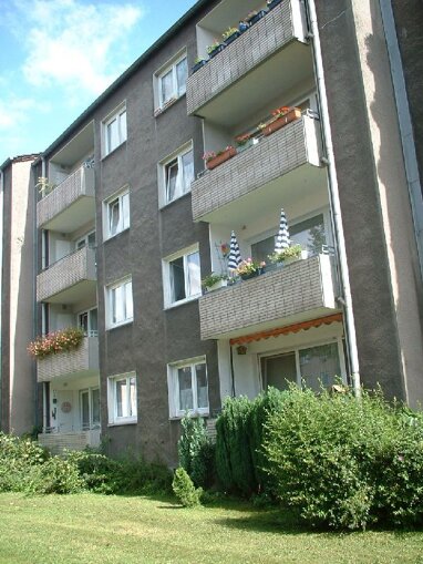 Wohnung zur Miete 580 € 3 Zimmer 77 m² 3. Geschoss Kaiserswerther Str. 103 Wanheim - Angerhausen Duisburg 47249