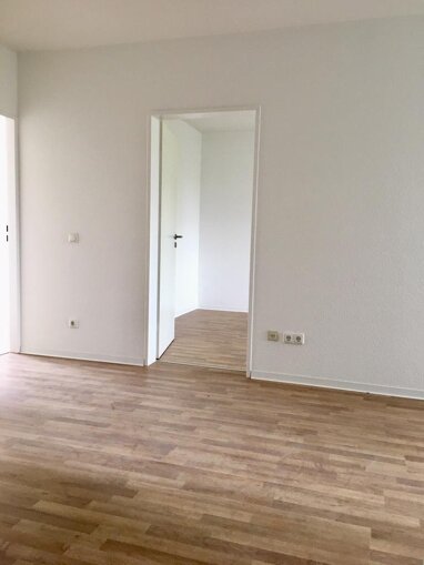 Wohnung zur Miete 832 € 3 Zimmer 77,6 m² 3. Geschoss Potsdamer Straße 19 Hassels Düsseldorf 40599