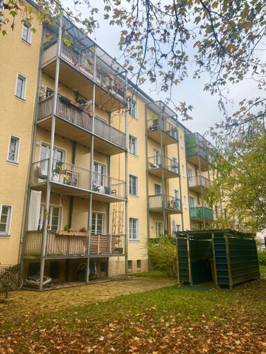 Wohnung zur Miete 1.025 € 3 Zimmer 71 m² 2. Geschoss Zwenkauer Straße 19 Connewitz Leipzig 04277