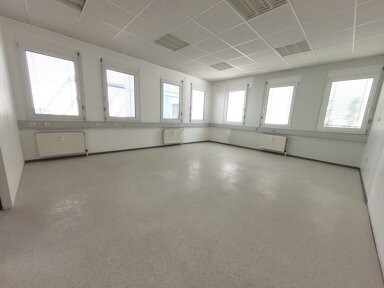 Ladenfläche zur Miete 1.050 € 4 Zimmer 117 m² Verkaufsfläche Langensteinbach Karlsbad 76307