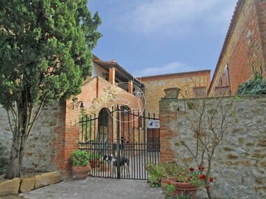 Einfamilienhaus zum Kauf 1.300.000 € 500 m² 10.000 m² Grundstück Trequanda