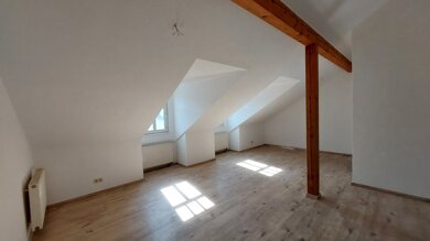 Wohnung zur Miete 559 € 3 Zimmer 86 m² frei ab sofort Luchplatz 3 Roßlau Dessau-Roßlau 06862