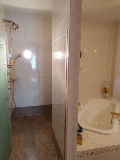 Wohnung zur Miete 700 € 3 Zimmer 162 m² frei ab sofort Irisweg Kieselbronn 75249