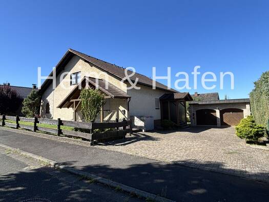 Mehrfamilienhaus zum Kauf 630.000 € 10 Zimmer 215 m² 991 m² Grundstück Buttenheim 96155