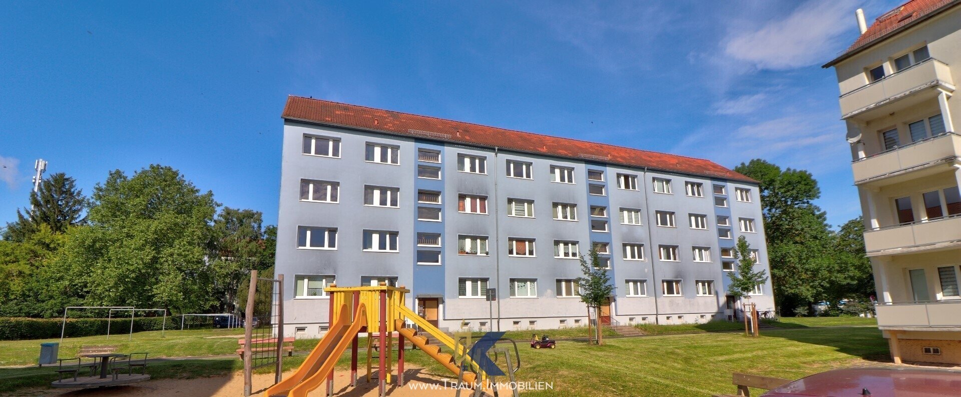 Wohnung zur Miete 245 € 2 Zimmer 49 m²<br/>Wohnfläche 1. Stock<br/>Geschoss Bahnhofstraße 15 Großengottern 99991