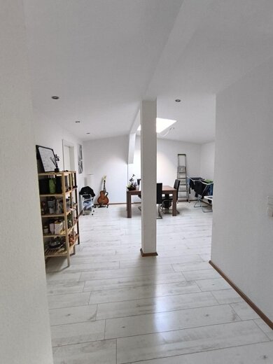 Wohnung zur Miete 516 € 4 Zimmer 86 m² 4. Geschoss frei ab 01.03.2025 Bahnhofsstr. 37 Rathausviertel Magdeburg 39104