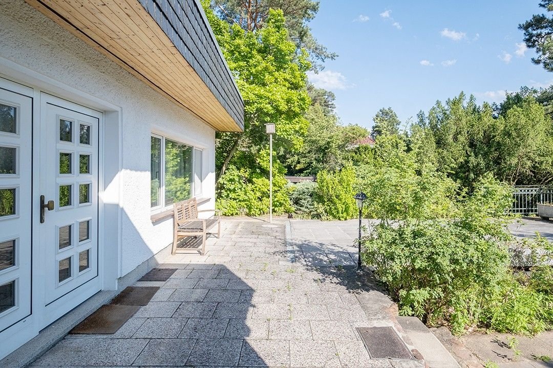 Einfamilienhaus zum Kauf 599.000 € 5 Zimmer 160 m²<br/>Wohnfläche 966 m²<br/>Grundstück Falkenhöh Falkensee 14612