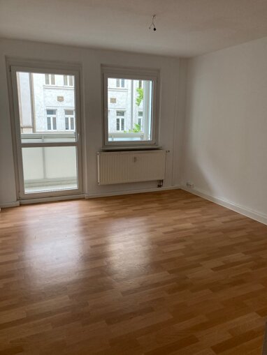 Wohnung zur Miete 395 € 3 Zimmer 67,3 m² 1. Geschoss Zschochernstraße 27 Clara-Zetkin-Straße / Friedrich-Engels-Straße Gera 07545