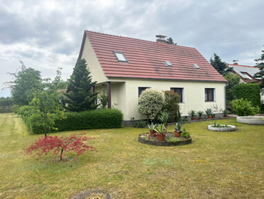 Einfamilienhaus zum Kauf 10 Zimmer 118,4 m² 1.997 m² Grundstück Kleinkrausnik Sonnewalde 03249