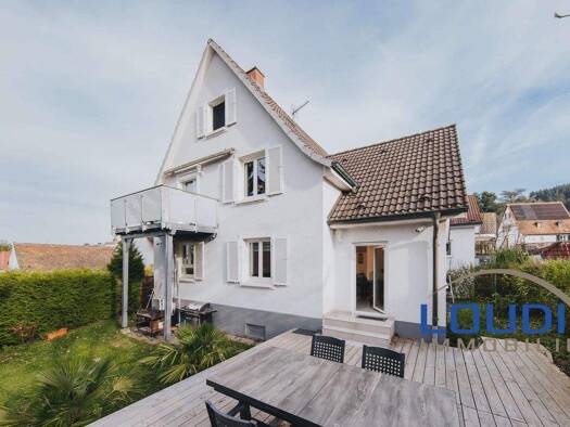 Mehrfamilienhaus zum Kauf 990.000 € 7 Zimmer 158 m² 264 m² Grundstück frei ab 01.01.2026 Zähringen Freiburg im Breisgau 79104