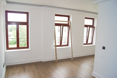 Wohnung zur Miete 600 € 2 Zimmer 49,9 m² 3. Geschoss frei ab 01.04.2025 Hermann-Liebmann-Straße 95 Volkmarsdorf Leipzig 04315