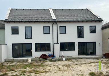 Doppelhaushälfte zum Kauf 335.000 € 5,5 Zimmer 165 m² 372 m² Grundstück frei ab sofort Neudorf bei Parndorf 2475