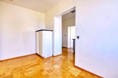 Wohnung zur Miete 700 € 4 Zimmer 113,5 m² frei ab sofort Pfarrfeldstraße Kasernen West Bamberg 96050