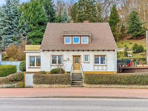 Einfamilienhaus zum Kauf 139.000 € 7 Zimmer 147 m² 898 m² Grundstück Heringen 36266