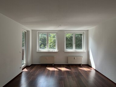Wohnung zur Miete nur mit Wohnberechtigungsschein 644,89 € 3 Zimmer 73,6 m² 1. Geschoss Kastanienallee 14 Hellersdorf Berlin 12627