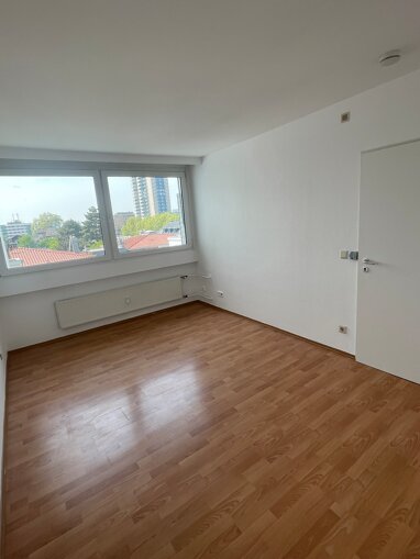 Wohnung zur Miete 455 € 1,5 Zimmer 27 m² 4. Geschoss Bernhardstraße Bayenthal Köln 50968