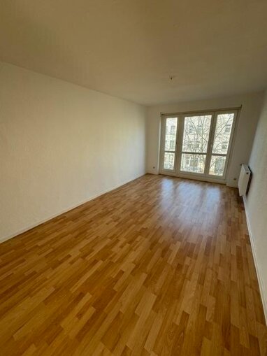 Wohnung zur Miete 270 € 2 Zimmer 45 m² 2. Geschoss Fichtestraße 12 Fichtestraße / Ambrosiusplatz Magdeburg 39112