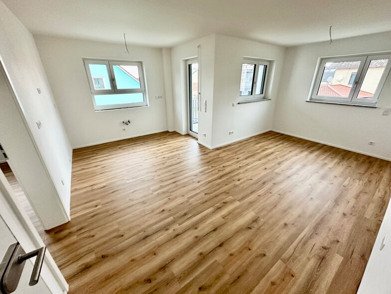 Wohnung zur Miete 1.100 € 4 Zimmer 84,2 m² 2. Geschoss frei ab sofort Stauffenbergstraße 6b Burglengenfeld Burglengenfeld 93133