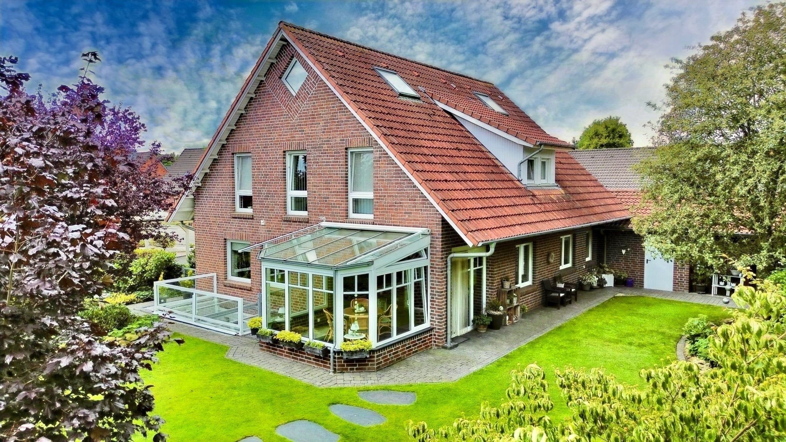 Einfamilienhaus zum Kauf 449.000 € 8 Zimmer 200 m²<br/>Wohnfläche 865 m²<br/>Grundstück Emlichheim Emlichheim 49824