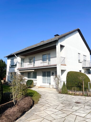 Villa zum Kauf 325.000 € 8 Zimmer 200 m² 1.600 m² Grundstück Östliches Stadtgebiet - Windighöhe Pirmasens 66955