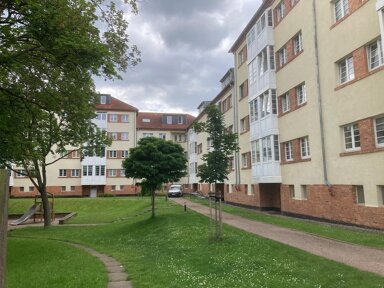 Wohnung zur Miete 370 € 2 Zimmer 40,8 m² 3. Geschoss frei ab sofort Teichstraße 61 Ilversgehofen Erfurt 99086