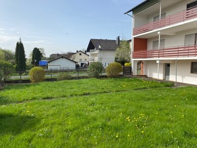 Mehrfamilienhaus zum Kauf 362.000 € 11 Zimmer 300 m² 504 m² Grundstück Schwalbach Schöffengrund 35641