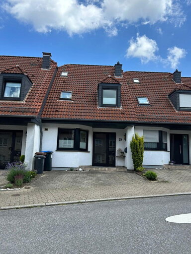 Reihenmittelhaus zur Miete 1.000 € 4,5 Zimmer 128 m² 186 m² Grundstück frei ab 01.05.2025 Innenstadt Gevelsberg 58285