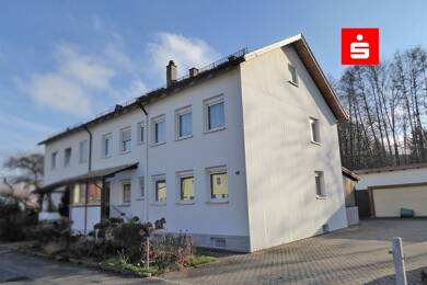 Doppelhaushälfte zum Kauf 265.000 € 8 Zimmer 141 m² 1.107 m² Grundstück Weidenberg Weidenberg 95466