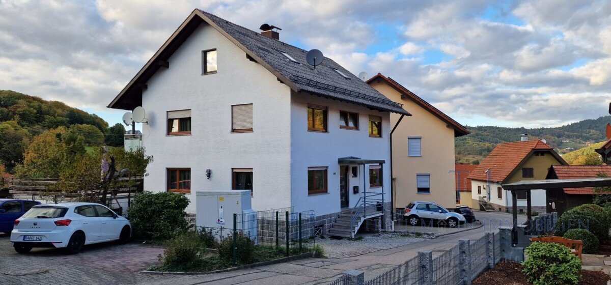 Einfamilienhaus zum Kauf 385.000 € 8 Zimmer 210 m² 293 m² Grundstück Bühlertal 77830