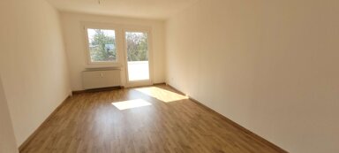 Studio zur Miete 310 € 3 Zimmer 62,4 m² Ulmenweg 1-15 Lengenfeld Lengenfeld 08485