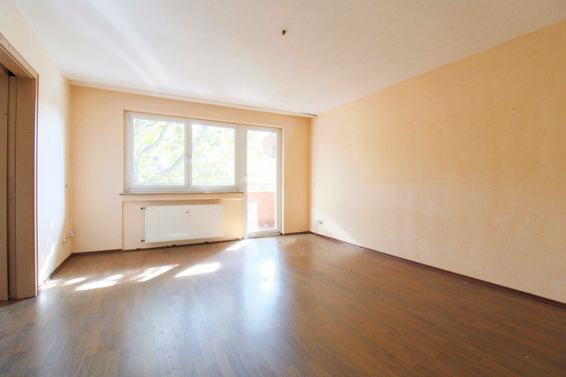Wohnung zum Kauf 399.000 € 5 Zimmer 113,1 m²<br/>Wohnfläche 2. Stock<br/>Geschoss Kurpark Stuttgart 70372