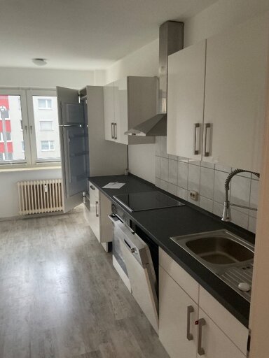 Wohnung zur Miete 749 € 3 Zimmer 70 m² 2. Geschoss Geschwister-Scholl-Straße 34 Baumberg - Mitte Monheim 40789