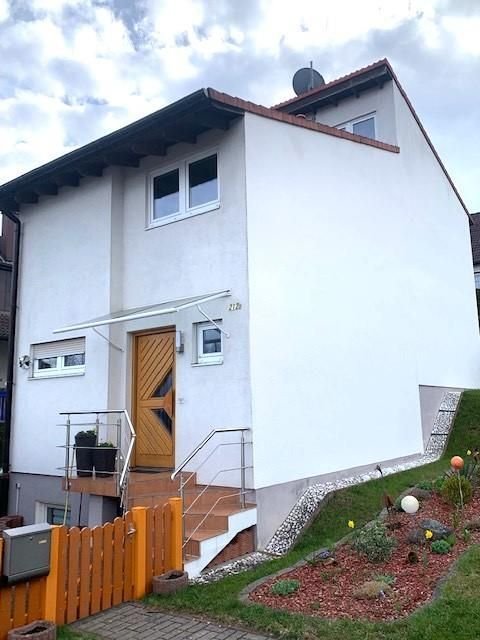 Doppelhaushälfte zum Kauf 597.800 € 4 Zimmer 102 m²<br/>Wohnfläche 566 m²<br/>Grundstück Vacher Str. 212 d Unterfarrnbach / Alter Flugplatz Fürth 90766