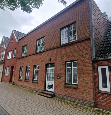 Einfamilienhaus zum Kauf 249.000 € 8 Zimmer 160 m² 623 m² Grundstück Osterende 82 Zentrum Husum 25813