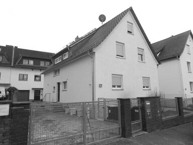 Mehrfamilienhaus zum Kauf 859.000 € 8 Zimmer 190 m² 378 m² Grundstück Bad Vilbel Bad Vilbel 61118