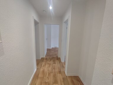 Wohnung zur Miete 355 € 3 Zimmer 58,6 m² 1. Geschoss Straße des Friedens 89 Merseburg Merseburg 06217